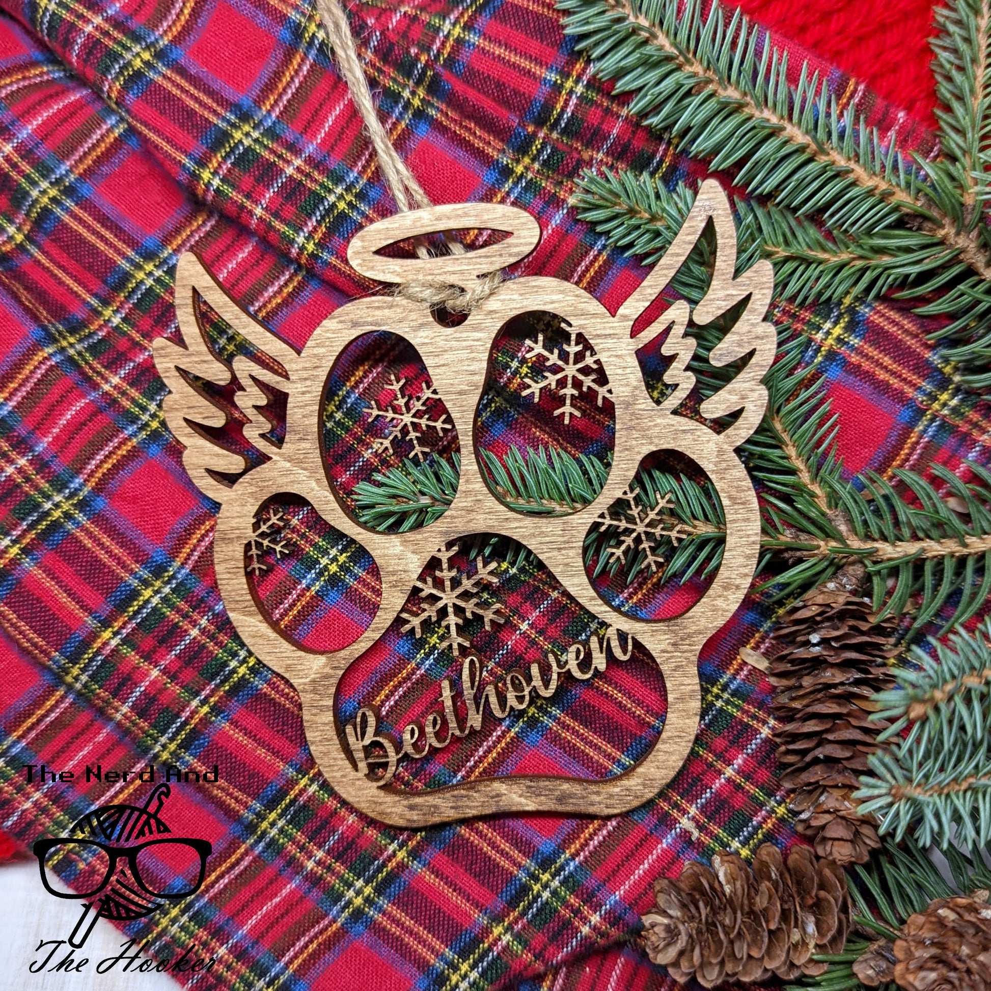 Memorial Pet Christmas Ornament | Angel Snowflake Paw Print Custom Christmas Ornament | Personalized Dog or Cat Gift | In remembrance of