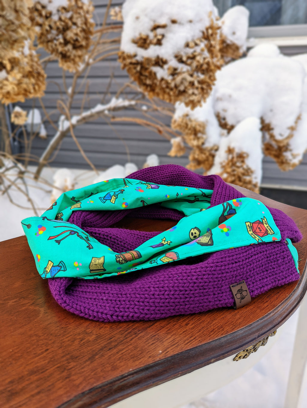 Roll High Don't Die Infinity Scarf | D&D Dungeons and Dragons Tweed Handmade Knit Cowl Scarf | Gift idea for her | Girl Female Present